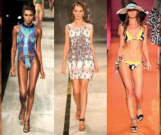 Modelos desfilando moda praia 2011
