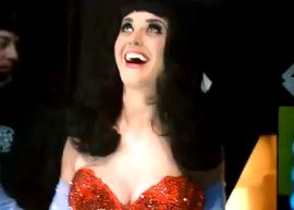 Katy Perry divulga trailer de sua cinebiografia
