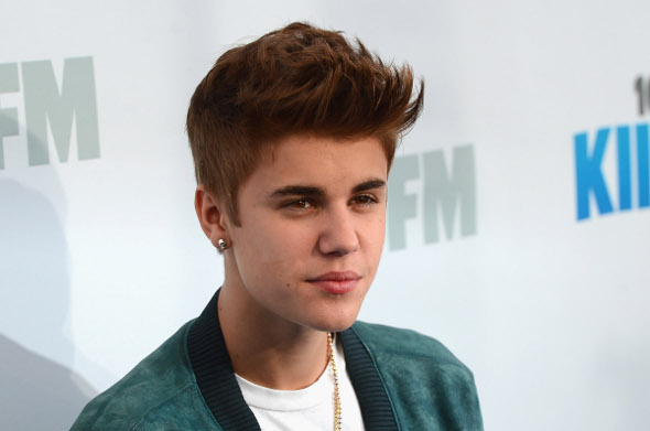 Justin Bieber lança música para mãe solteiras