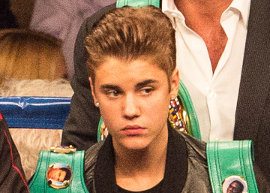 Justin Bieber vai à luta de boxe em Las Vegas