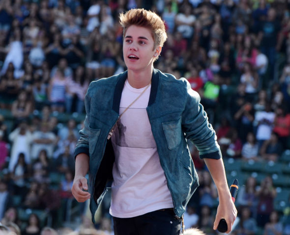 Justin Bieber cancela show gratuito no Brasil