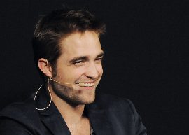 Robert Pattinson diz que cansou da saga “Crepúsculo”
