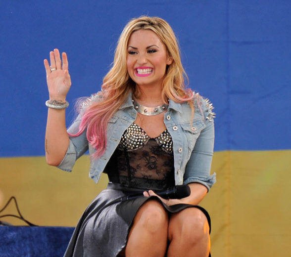 Confirmado: Demi Lovato será apresentadora do Teen Choice Awards 2012!