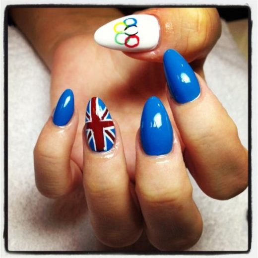 Nail art - Lily Allen entra no clima das Olimpíadas!