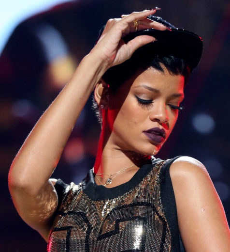 Rihanna vai distribuir diamantes em sua nova turnê!