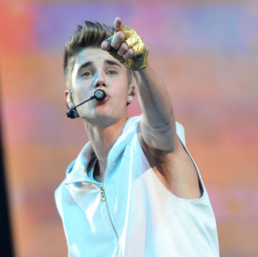 Justin Bieber foi multado por policiais, diz site