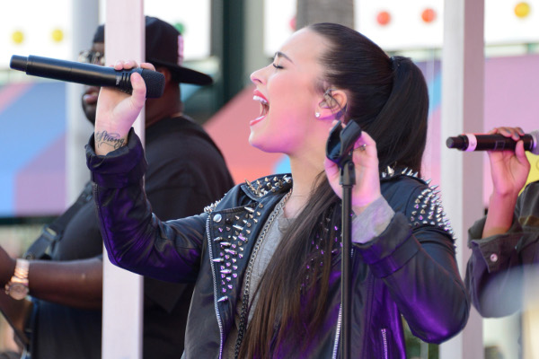 Vaza novo single de Demi Lovato-materia