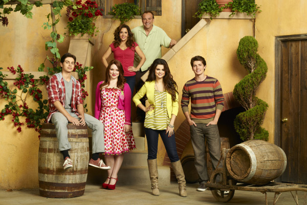 Elenco de feiticeiros de waverly place