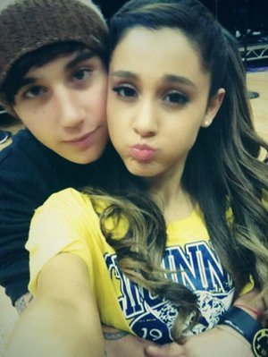 Jai Brooks e Ariana Grande