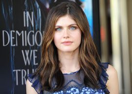 Entrevista: Alexandra Daddario, a Annabeth de Percy Jackson, fala sobre o filme e sua carreira