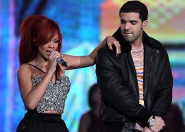 Rihanna faz apresentação surpresa no show de Drake