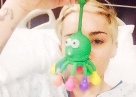 Miley Cyrus é hospitalizada