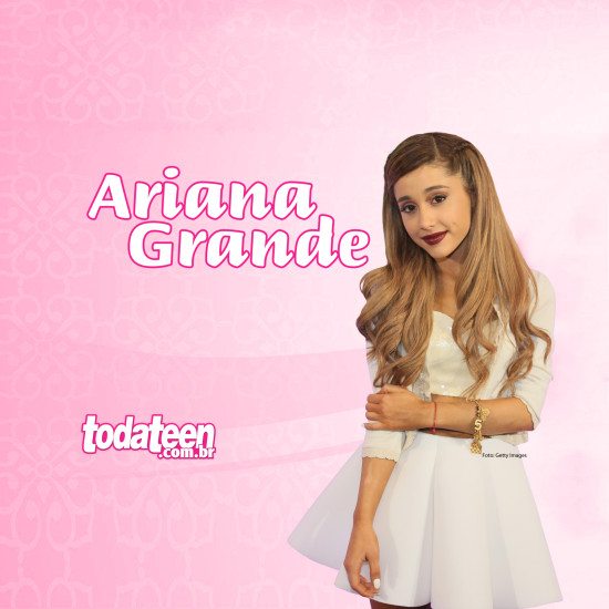 Ariana Grande Wallpaper (Tablet)