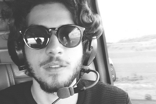 chay suede em avião