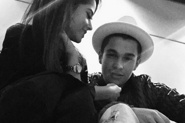 becky g e austin mahone