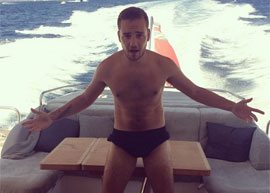 liam payne sem camisa