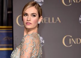 lily james em premiere de cinderela