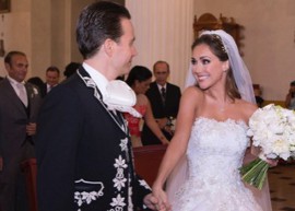 Após casamento, ex- RBD Anahí quer retomar carreira