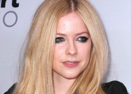 Avril Lavigne fala sobre doença: "Eu pensei que estava morrendo"