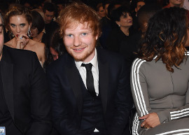 Ed Sheeran revela: tem foto do Harry Styles pelado circulando na internet