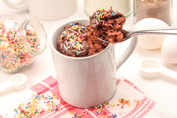 Bolo de caneca com Nutella