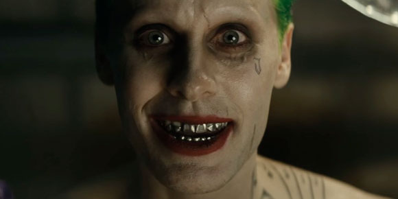 jared leto como coringa no filme esquadrão suicida