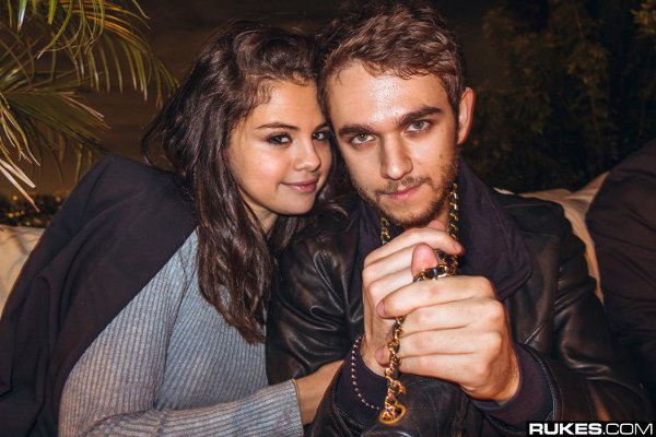 Selena Gomez fala sobre affair com Zedd