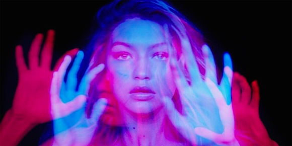 Calvin Harris lança clipe de "How Deep Is Your Love", com participação de Gigi Hadid