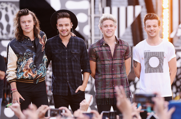 One Direction apresenta "Drag Me Down" durante "Good Morning America". Veja o vídeo