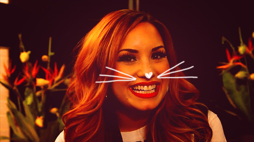 10 dicas de Demi Lovato para ser mais "Confident"