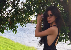 "Eu sou uma boa pessoa, mas sempre me apaixono pelo 'bad boy'", diz Camila Cabello em entrevista