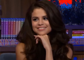 Selena Gomez fala sobre Demi Lovato, Taylor Swift e Miley Cyrus em programa de TV