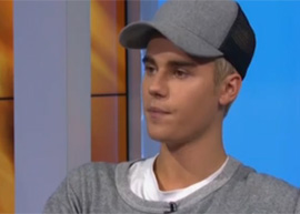 Justin Bieber fala sobre Selena Gomez em entrevista: "Eu a amo e sempre amarei"