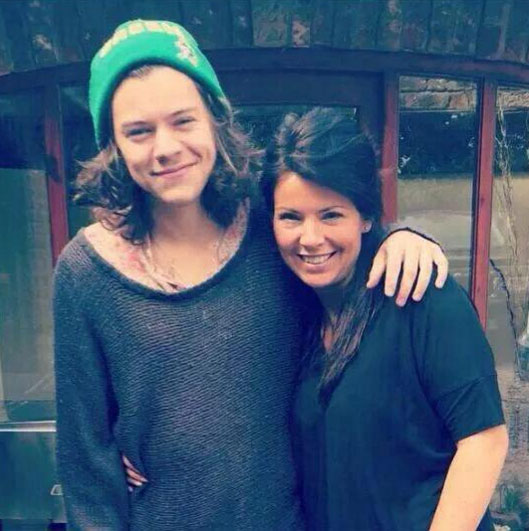 Harry Styles e mãe Anne Cox