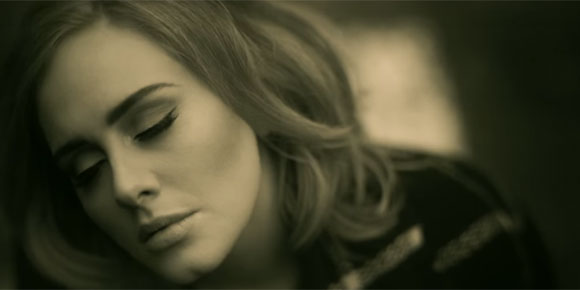 "Hello", da Adele, é recriada com cenas de filmes