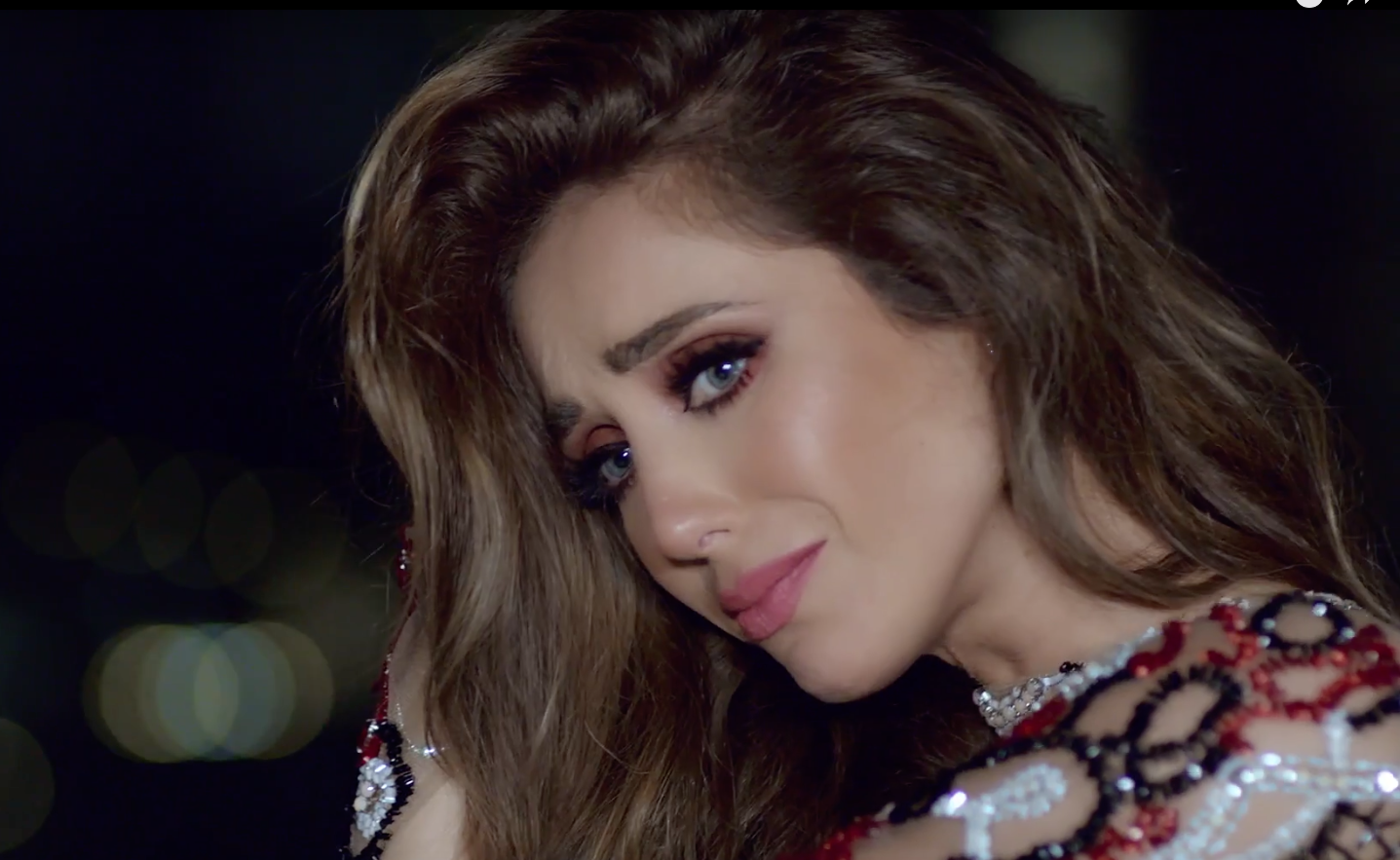 Anahi no clipe de amnesia