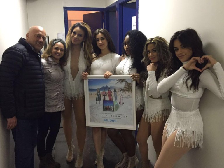 Fifth Harmony recebem disco de platina no Brasil