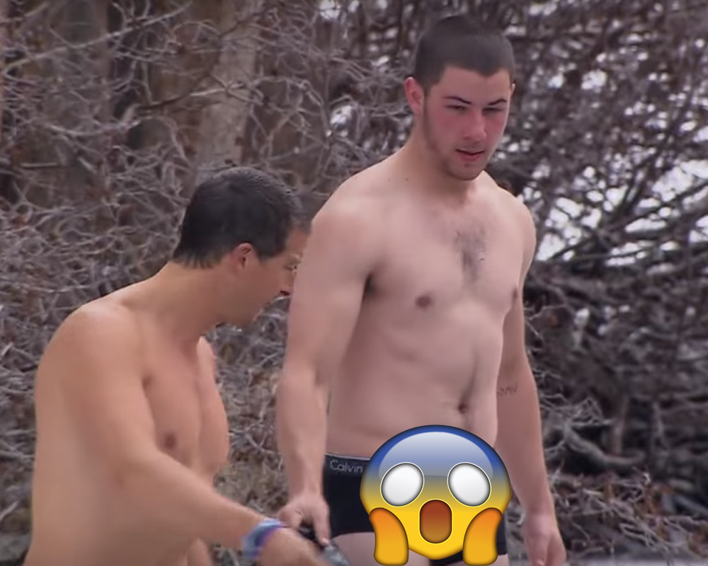 Nick Jonas de cueca na beira do rio gelado