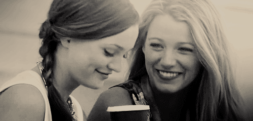 amigas-conversando