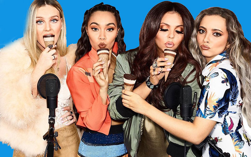 Little Mix tomando sorvete com um fundo azul