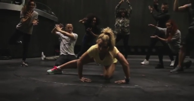 Britney Spears em "Desafio do Manequim"