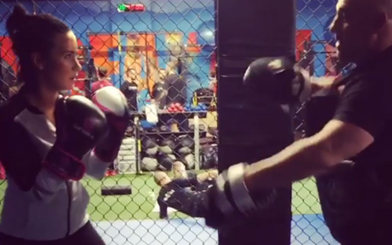 demi lovato lutando mma