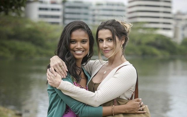 Aline Dias e Deborah Secco