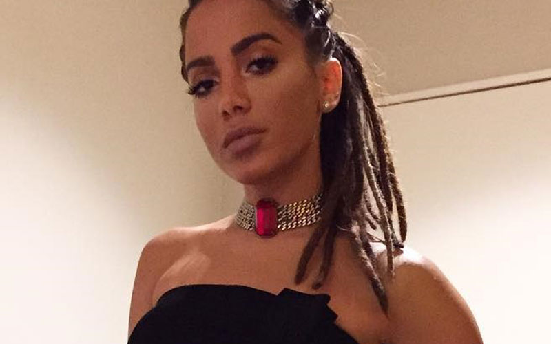 anitta com cabelos de dreads