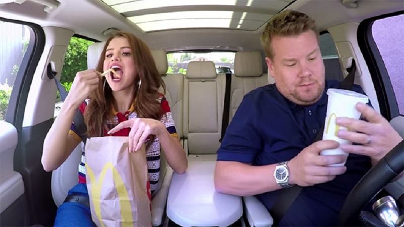 selena gomez e james corden no carpool karaoke