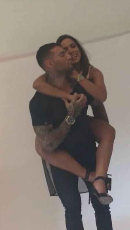 Anitta e Lucas Lucco campanha de relógios