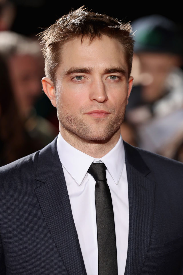 Robert Pattinson no tapete vermelho