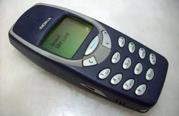 celular nokia antigo