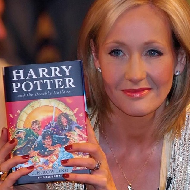 J. K. Rowling exibe sem livro, Harry Potter