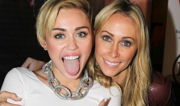 MÃ£es dos famosos: Miley Cyrus